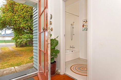 Photo of property in 37 Anzac Street, Gisborne, 4010