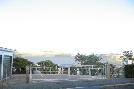 Photo of property in 14 Monowai Road, Ravensbourne, Dunedin, 9022