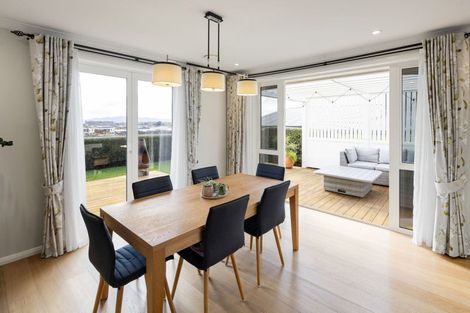 Photo of property in 21 Longbow Terrace, Flagstaff, Hamilton, 3210