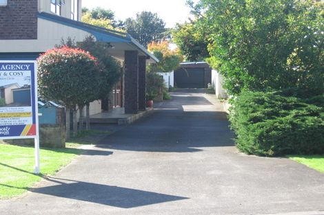 Photo of property in 1/17 Cambourne Road, Papatoetoe, Auckland, 2025