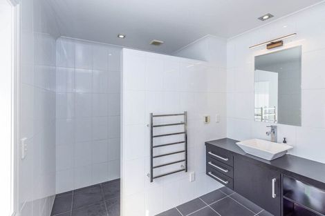 Photo of property in 15 Naomi Place, Cambridge, 3434