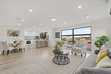 Photo of property in 11 Tawapou Close, Massey, 0614