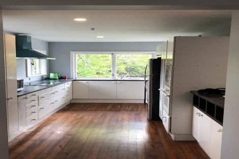 Photo of property in 44 Sylvan Avenue, Northcote, Auckland, 0627