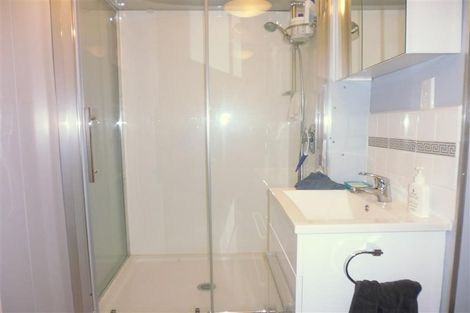 Photo of property in 208 Ohiro Road, Brooklyn, Wellington, 6021