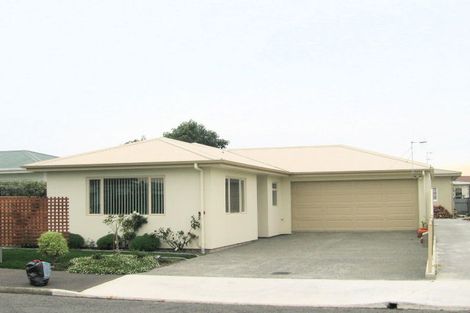 Photo of property in 14 Cassino Crescent, Onekawa, Napier, 4110