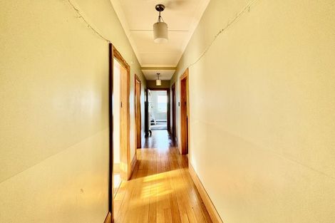 Photo of property in 11 Greta Street, South Hill, Oamaru, 9400