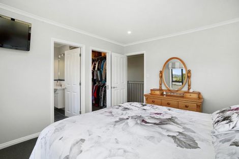 Photo of property in 27b Vincent Street, Waterloo, Lower Hutt, 5011