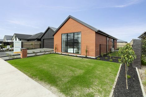 Photo of property in 32 Finstock Way, Rolleston, 7614