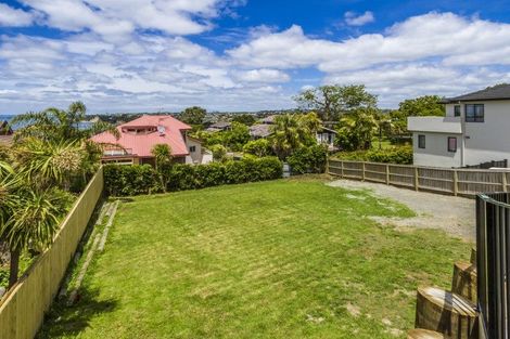 Photo of property in 13a Ridge Road, Waiake, Auckland, 0630