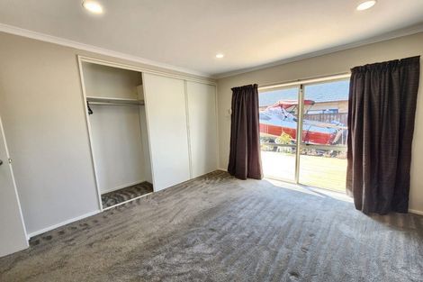 Photo of property in 20 Blackwood Drive, Wattle Downs, Auckland, 2103