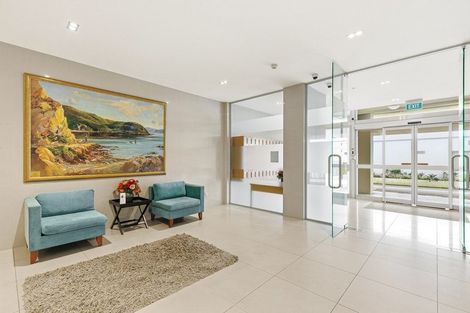 Photo of property in Jerningham Apartments, 20 Oriental Terrace, Oriental Bay, Wellington, 6011