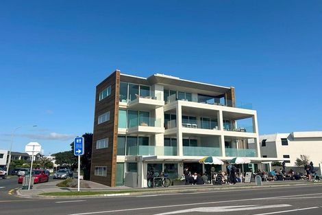 Photo of property in 154 Marine Parade, Mount Maunganui, 3116