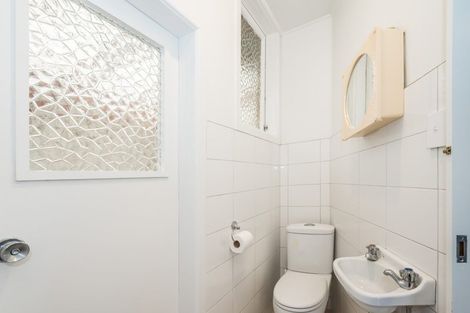 Photo of property in 41 Aorangi Road, Paraparaumu, 5032