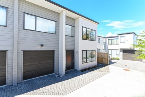 Photo of property in 166b Ennis Avenue, Pakuranga Heights, Auckland, 2010