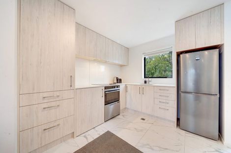 Photo of property in 1b Hamurana Place, Te Atatu Peninsula, Auckland, 0610