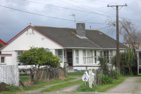 Photo of property in 6-8 Dunbar Street, Levin, 5510