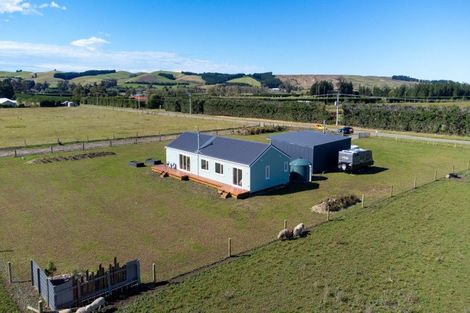 Photo of property in 86 Racecourse Road, Amberley, 7482