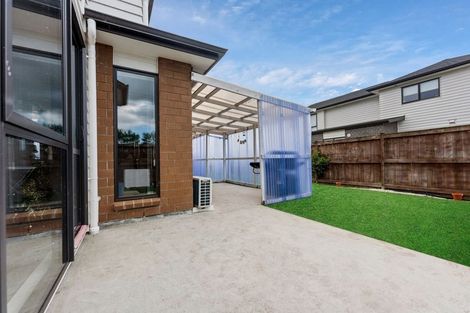 Photo of property in 35 Sapwood Crescent, Takanini, 2110