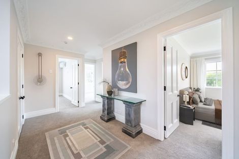 Photo of property in 29 Padnell Crescent, Paparangi, Wellington, 6037