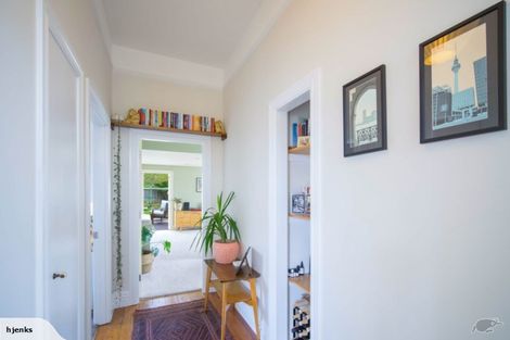 Photo of property in 207 Selwyn Street, Spreydon, Christchurch, 8024