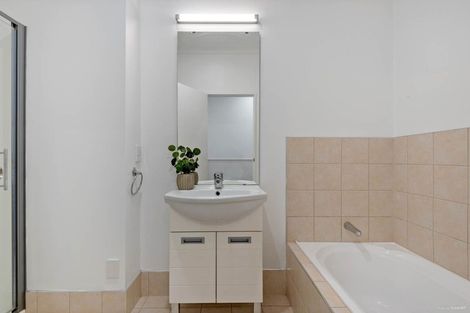Photo of property in 3/44 Carlos Drive, Flat Bush, Auckland, 2016