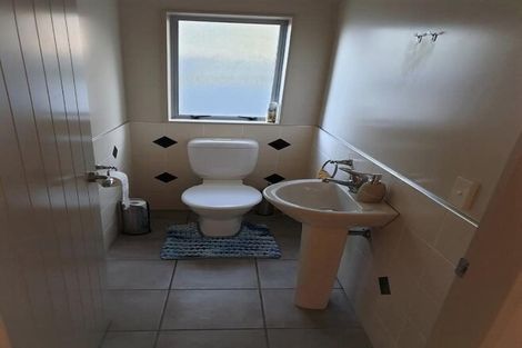 Photo of property in 10 Consort Close, Paraparaumu Beach, Paraparaumu, 5032