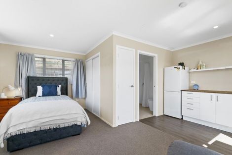 Photo of property in 74 Kennedy Drive, Levin, 5510