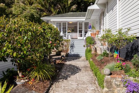 Photo of property in 31 Valley Road, Titirangi, Auckland, 0604