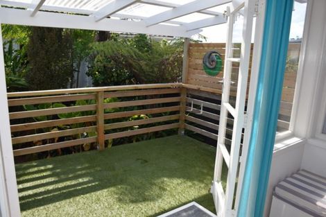 Photo of property in 24 Metcalfe Road, Ranui, Auckland, 0612