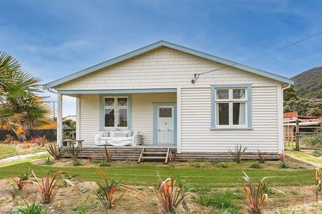 Photo of property in 5 River Road, Hector, 7822