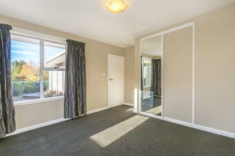 Photo of property in 54 Oriana Crescent, Hornby, Christchurch, 8042