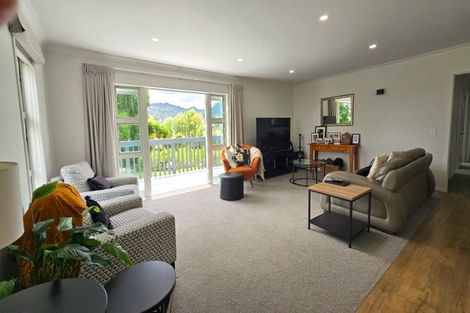 Photo of property in Cotswold Cottage B & B, 46 Maramarahi Road, Thames, 3578