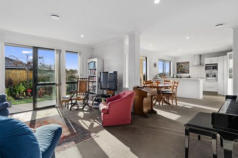 Photo of property in 24 Annandale Drive, Pyes Pa, Tauranga, 3112