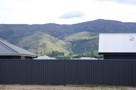 Photo of property in 4 Hortons Way, Cromwell, 9310