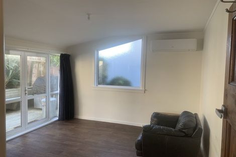 Photo of property in 37 Ara Paiwhenua, Tawa, Wellington, 5028
