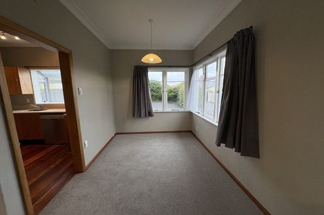Photo of property in 17 Howard Road, Taradale, Napier, 4112