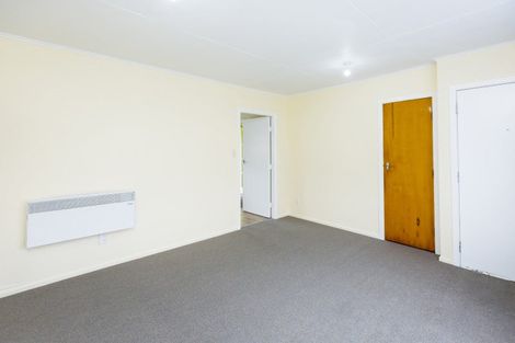 Photo of property in Shakespeare Flats, 8/48 Merton Street, Trentham, Upper Hutt, 5018