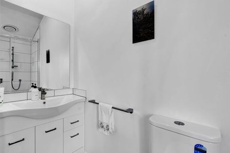 Photo of property in 15 Tasman Street, Opunake, 4616