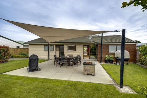 Photo of property in 23a Hammond Road, Taradale, Napier, 4112