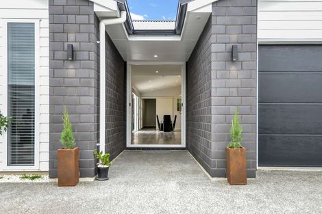 Photo of property in 25 Gee Place, Taradale, Napier, 4112