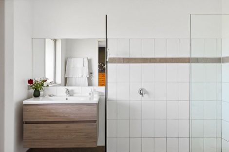 Photo of property in 31 Matheson Crescent, Albert Town, Wanaka, 9305