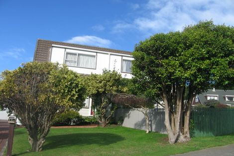 Photo of property in 2/13 Japonica Crescent, Ranui, Porirua, 5024