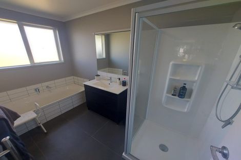 Photo of property in 6 Rotokauri Rise, Te Kamo, Whangarei, 0112