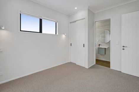 Photo of property in 21 Airport Drive, New Plymouth Airport, New Plymouth, 4373