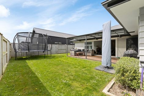 Photo of property in 31 Freedom Drive, Kelvin Grove, Palmerston North, 4414