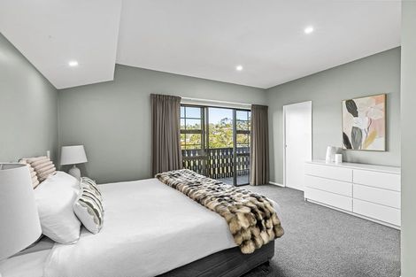 Photo of property in 17 Noumea Place, Mairangi Bay, Auckland, 0630