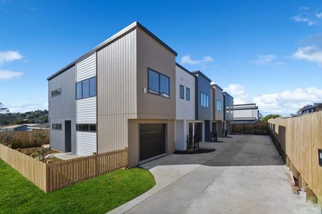 Photo of property in 17d Ranch Avenue, Beach Haven, Auckland, 0626
