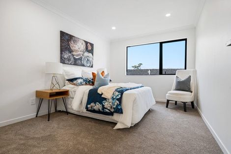 Photo of property in 24b Scarlock Avenue, Browns Bay, Auckland, 0630