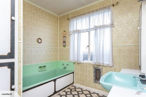 Photo of property in 13 Clouston Street, Saint Martins, Christchurch, 8022