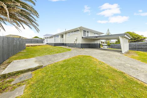 Photo of property in 8 Lympne Lane, Mangere, Auckland, 2022